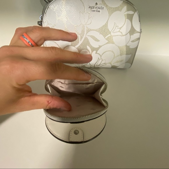 Kate Spade Crossbody - Picture 12 of 15